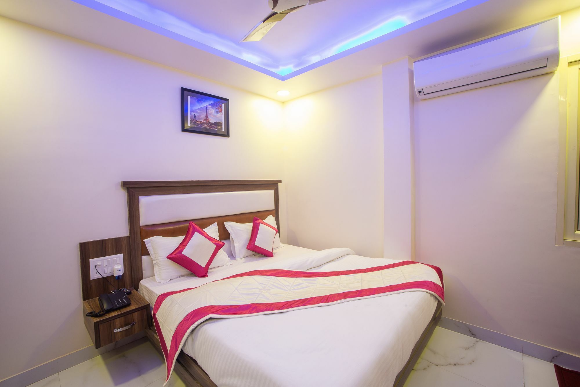 Hotel Sarthak Palace - By Pooja Hospitality 뉴델리 외부 사진