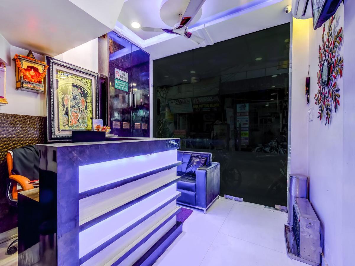 Hotel Sarthak Palace - By Pooja Hospitality 뉴델리 외부 사진