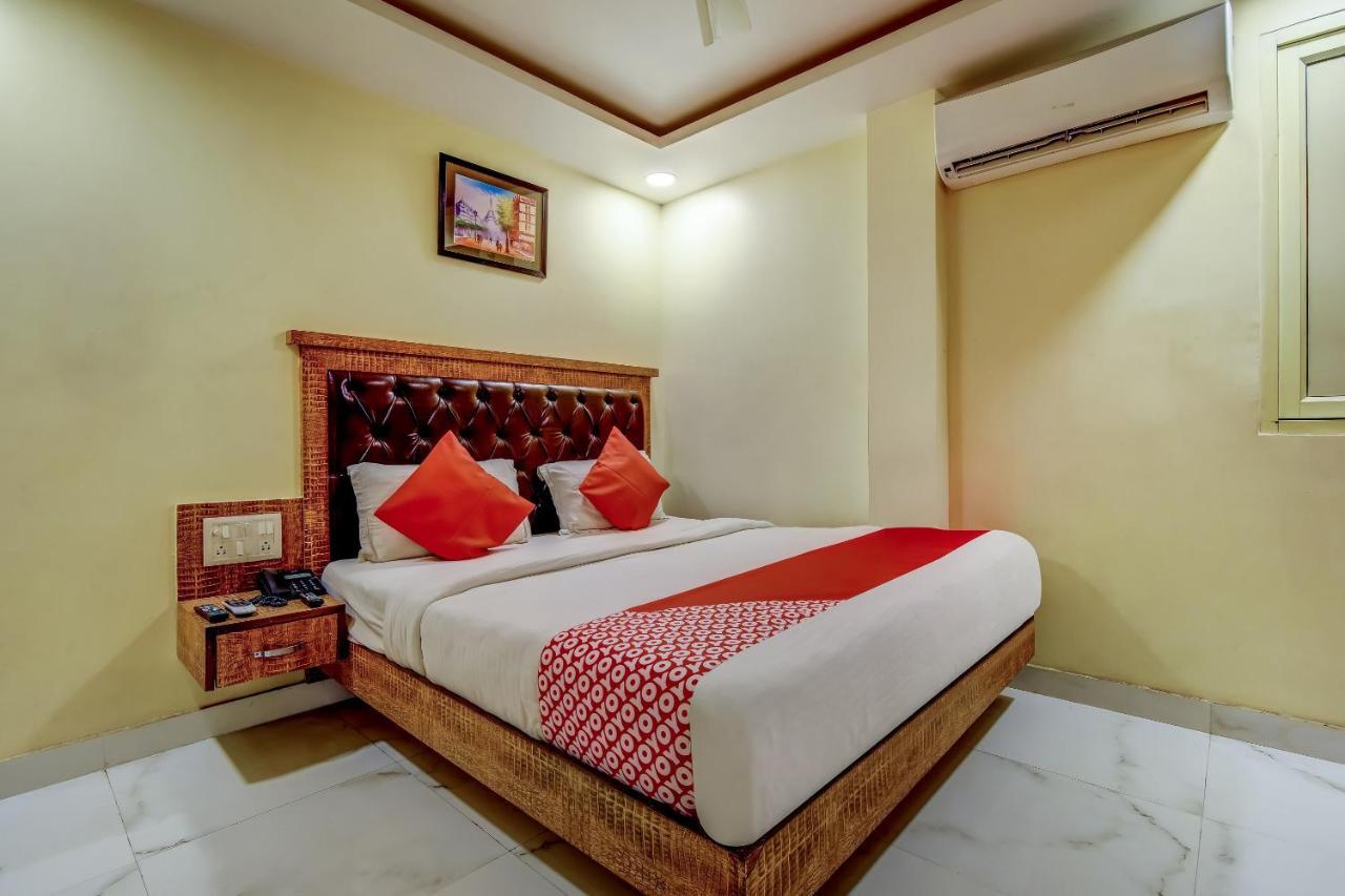 Hotel Sarthak Palace - By Pooja Hospitality 뉴델리 외부 사진