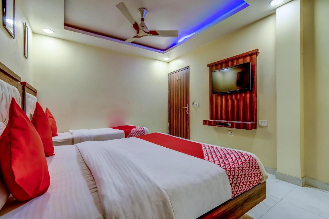 Hotel Sarthak Palace - By Pooja Hospitality 뉴델리 외부 사진